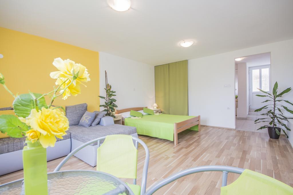 Pula Istria Apartments Exterior photo